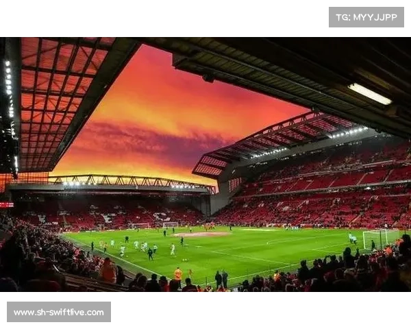 探索利物浦队标的深意与演变